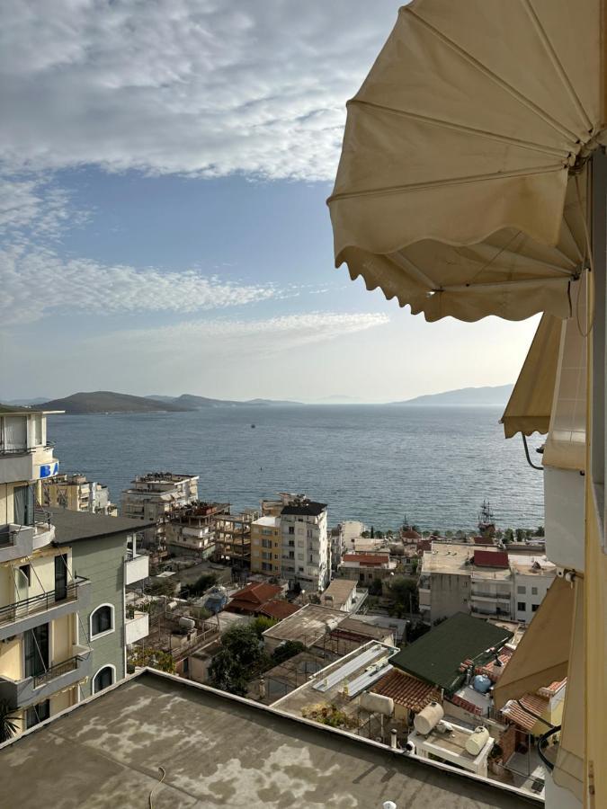Lost At Sea Saranda Dış mekan fotoğraf